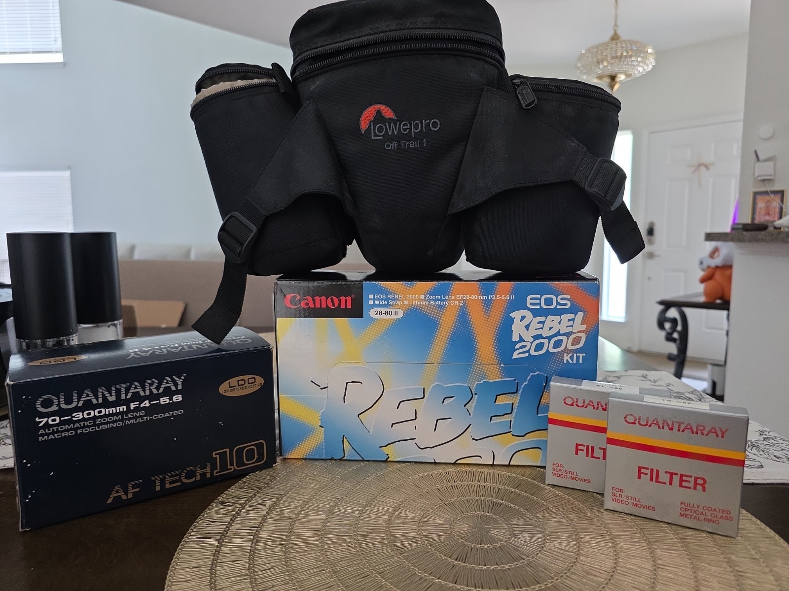 Canon EOS Rebel 2000 35mm SLR Kit w/ EF 28-80mm + 70-300mm f/4-5.6 Lens, Filters — photo 1 of 22