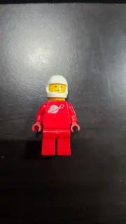 LEGO Vintage Classic Space Red Spaceman Minifigure White Helmet Air Tanks