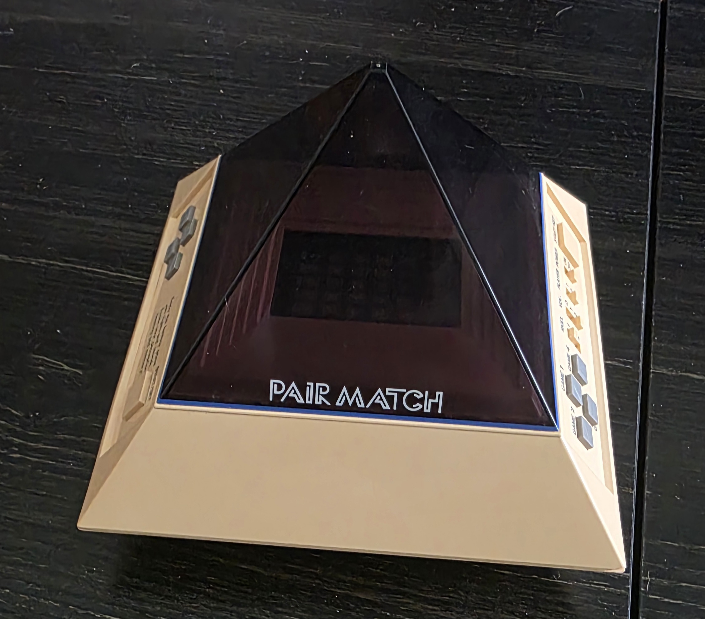 Bandai Pair Match 1984 Tabletop Electronic Game Tested Working — photo 1 of 16